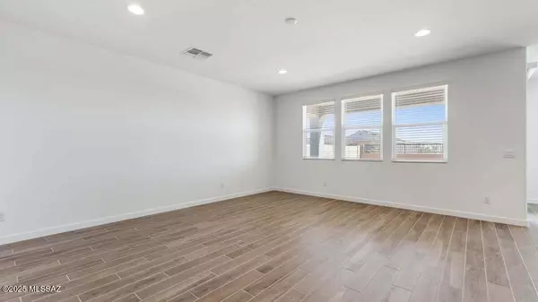 Marana, AZ 85653,9833 N Heavenly Bamboo Drive
