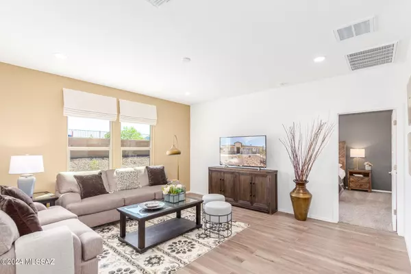 Marana, AZ 85653,13502 N Laura Ellen Lane