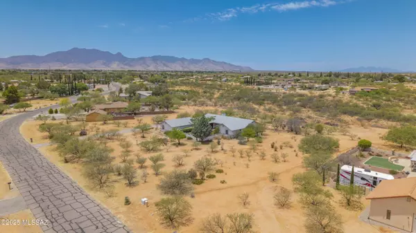 1710 N San Marcos De Niza Drive, Sierra Vista, AZ 85635