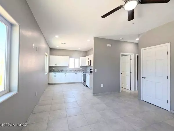 233 W 22nd Street #2, Tucson, AZ 85713