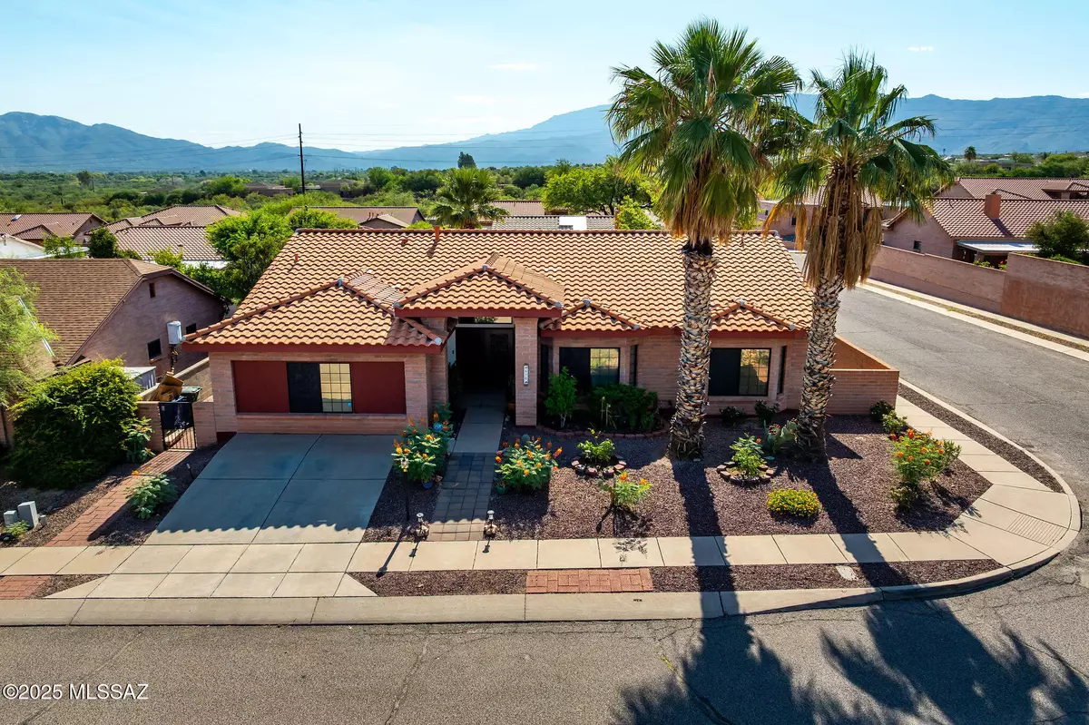 Tucson, AZ 85748,870 N Carribean Avenue