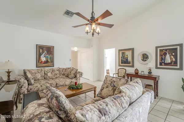 Nogales, AZ 85621,328 W Santa Barbara