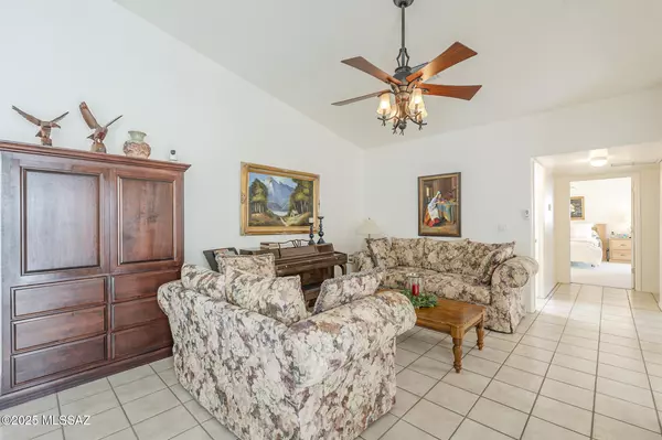 Nogales, AZ 85621,328 W Santa Barbara