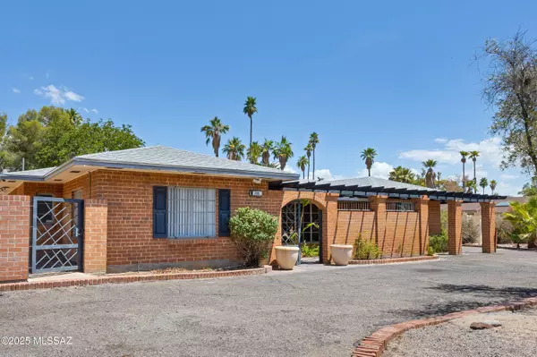 300 N Country Club Road, Tucson, AZ 85716