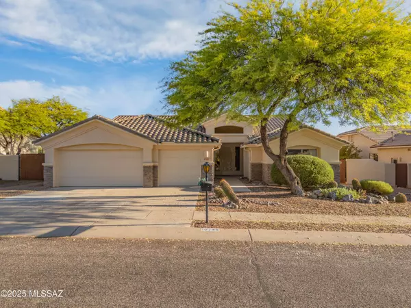 10744 E Mica Meadow Drive, Tucson, AZ 85748