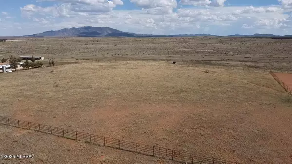 Elgin, AZ 85611,59 Cam Del Corral #B