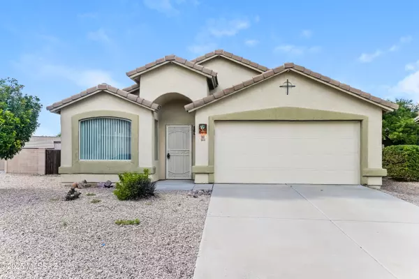554 S Sunny Rock Drive, Vail, AZ 85641