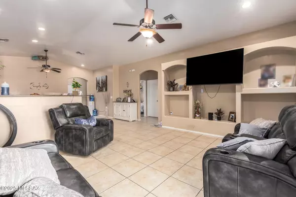 Tucson, AZ 85713,1630 S San Jose Drive