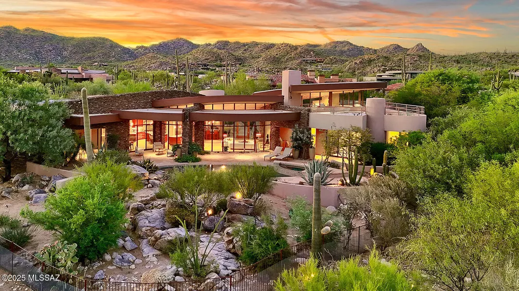 14435 N Travertine Place, Oro Valley, AZ 85755