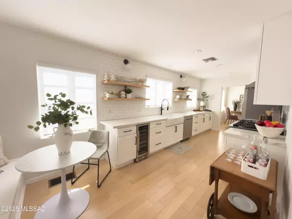 Tucson, AZ 85716,2735 E 10th Street