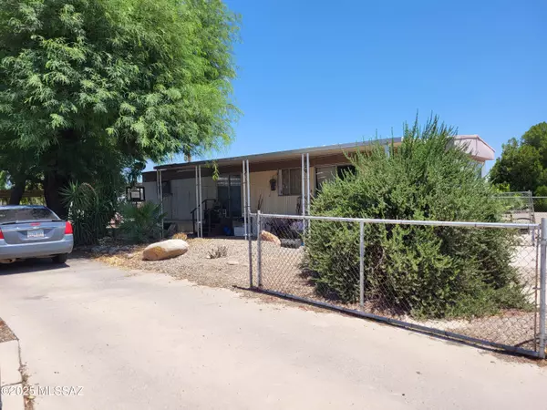 Tucson, AZ 85705,2116 W La Osa Street