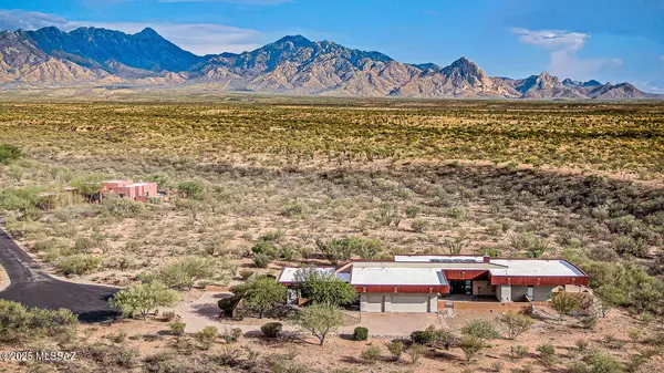 3211 S Corte Amarilla, Green Valley, AZ 85614