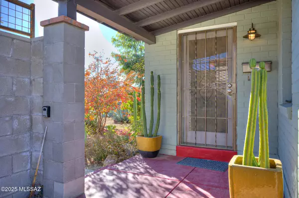 Tucson, AZ 85719,1915 E 10th Street