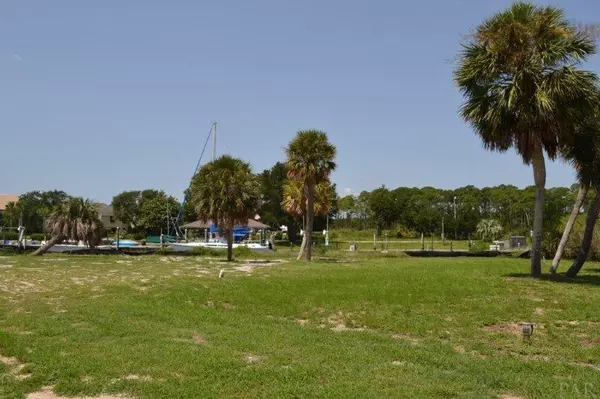 Gulf Breeze, FL 32563,2623 Bay St