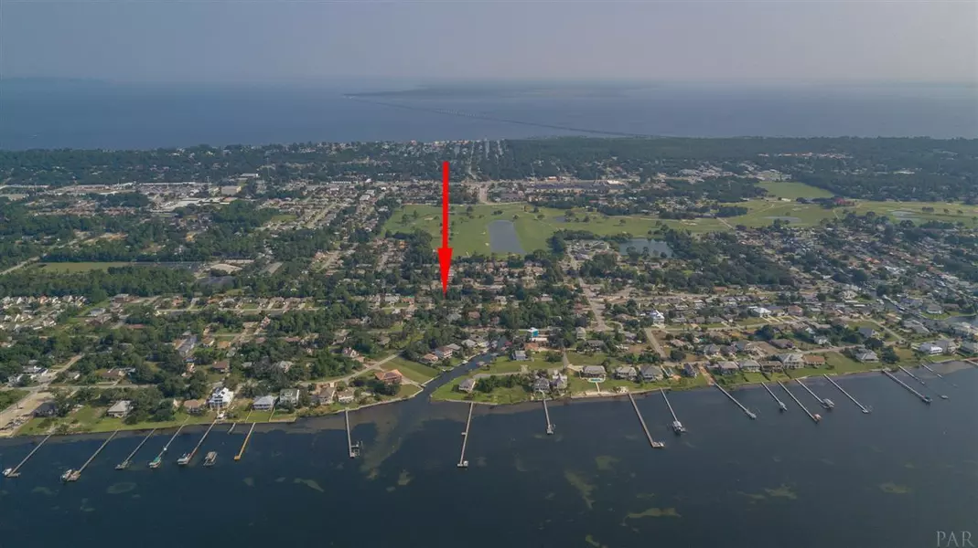 3250 Pins Ln, Gulf Breeze, FL 32563