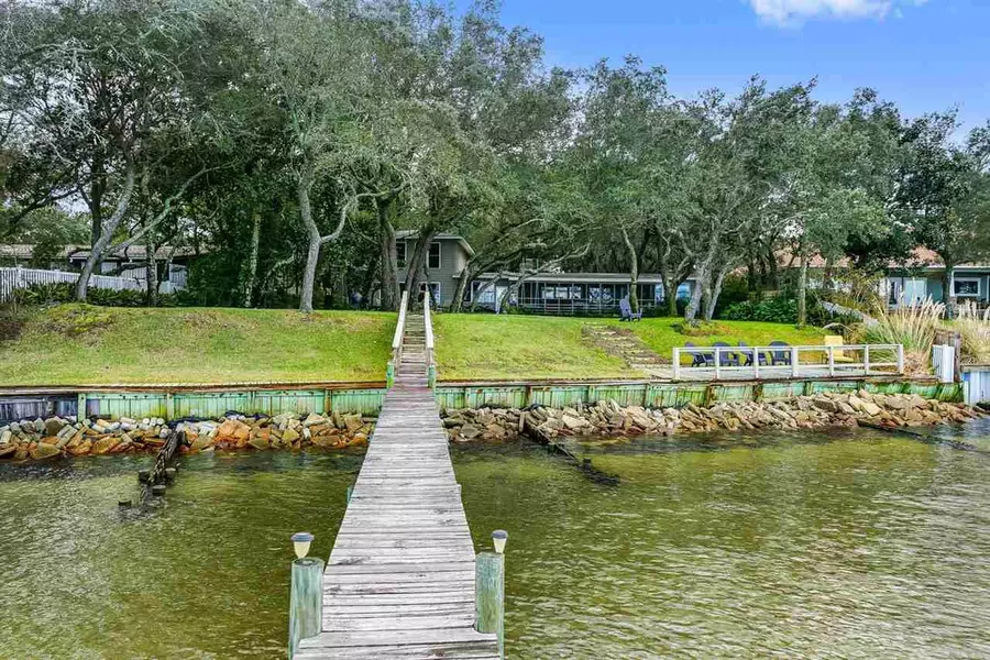 4842 Hickory Shores Blvd, Gulf Breeze, FL 32563