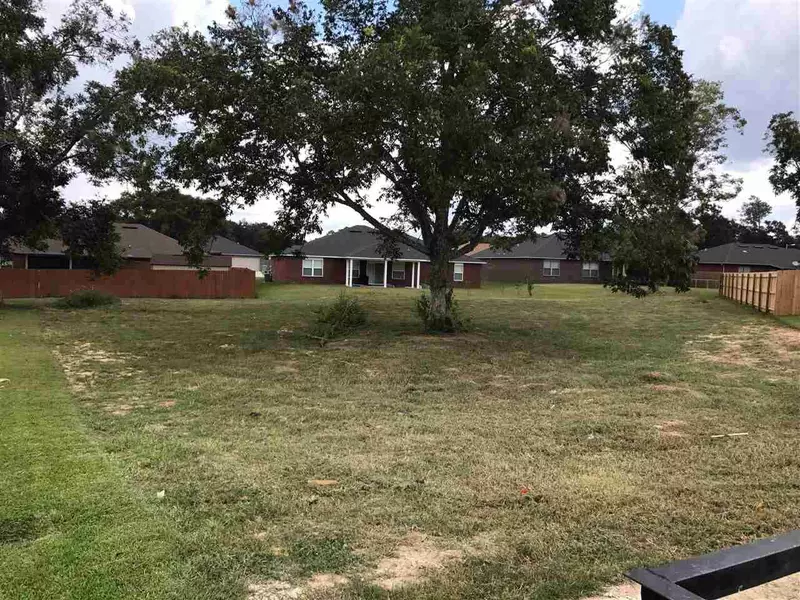 8709 Lamont Rd, Pensacola, FL 32526