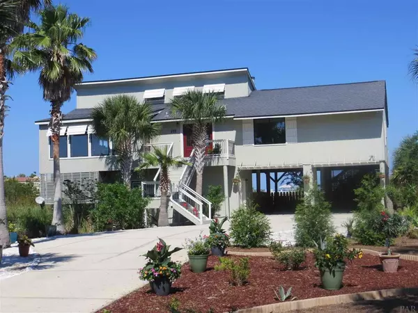 422 Deer Point Dr, Gulf Breeze, FL 32561