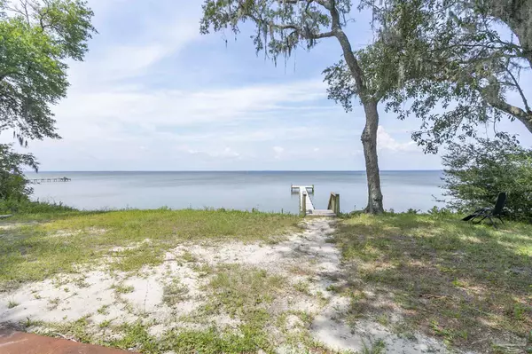 Gulf Breeze, FL 32563,4500 Hickory Shores Blvd