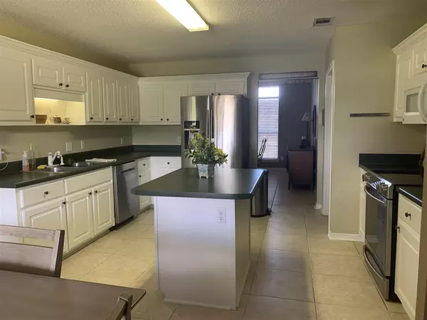 Gulf Breeze, FL 32563,3895 Bay Wind Dr