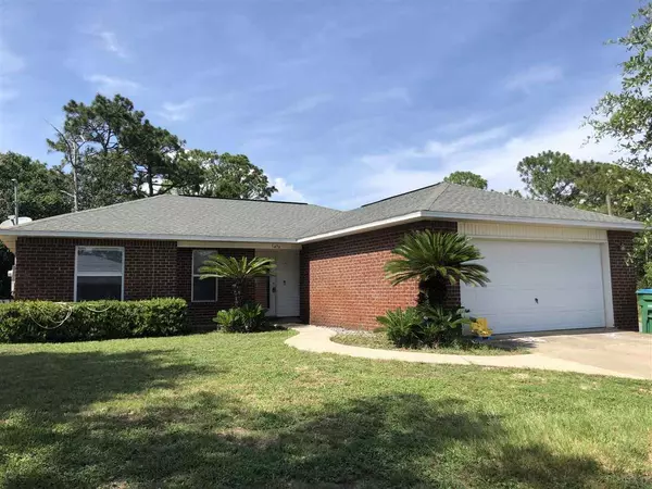 5476 Bonanza Dr, Gulf Breeze, FL 32563