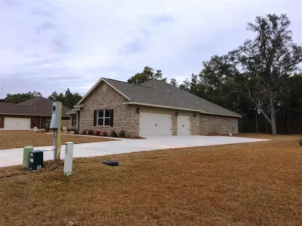 Milton, FL 32570,5596 Micanopy Dr