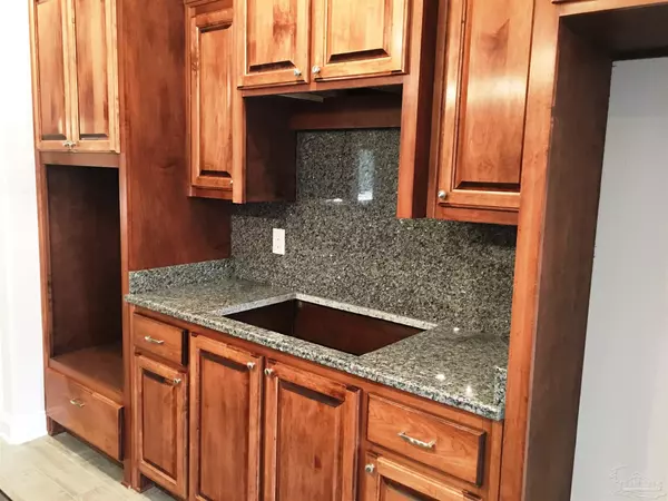 Milton, FL 32583,5436 Sa Jones Rd