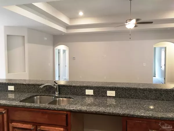 Milton, FL 32583,5436 Sa Jones Rd