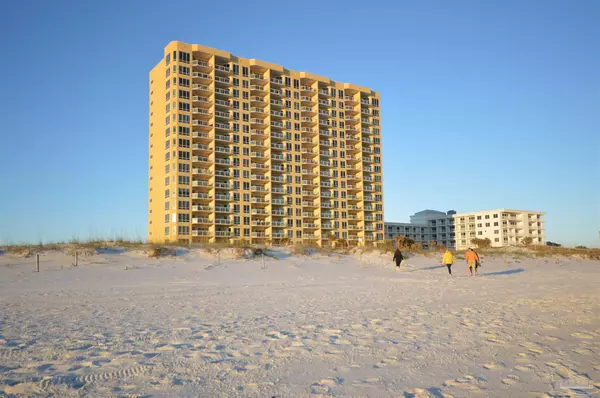 Pensacola Beach, FL 32561,22 Via Deluna Dr