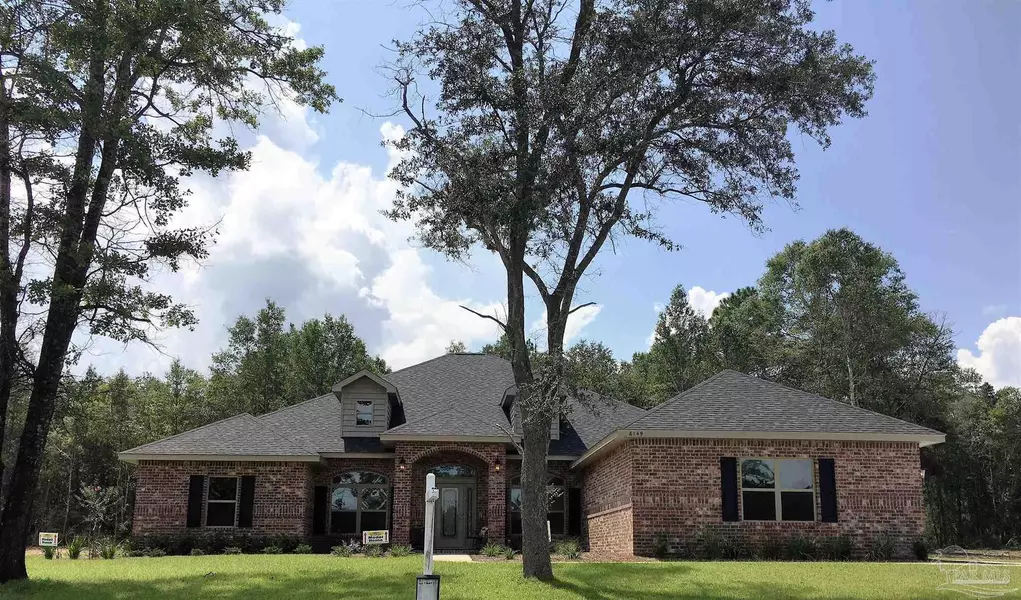 5498 Micanopy Dr, Milton, FL 32570