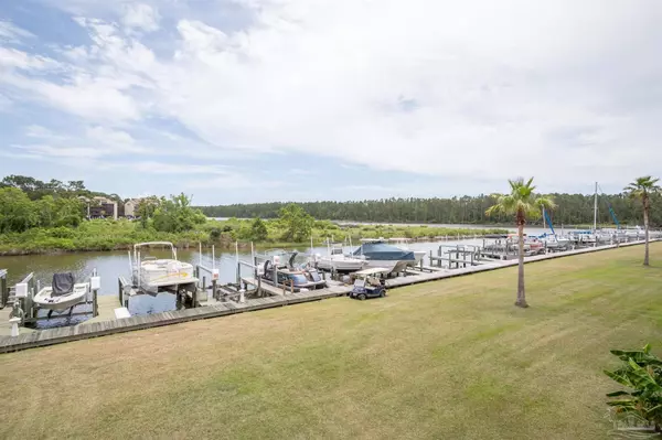 Gulf Shores, AL 36542,4170 Spinnaker Dr