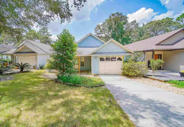 10029 Foxrun Rd, Pensacola, FL 32514