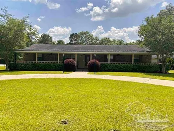 316 Old Bratt Rd, Atmore, AL 36502