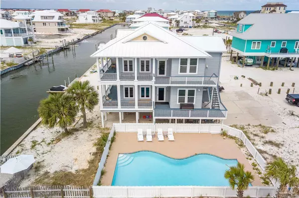 7348 Gulf Blvd, Navarre Beach, FL 32566