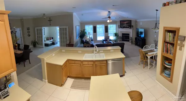 Pensacola, FL 32507,9548 Lorikeet Ln