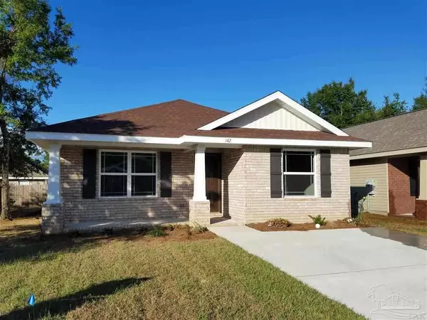 6203 Cardinal Cove Ln, Pensacola, FL 32504