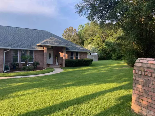 Pensacola, FL 32514,910 Crystal Creek Cir