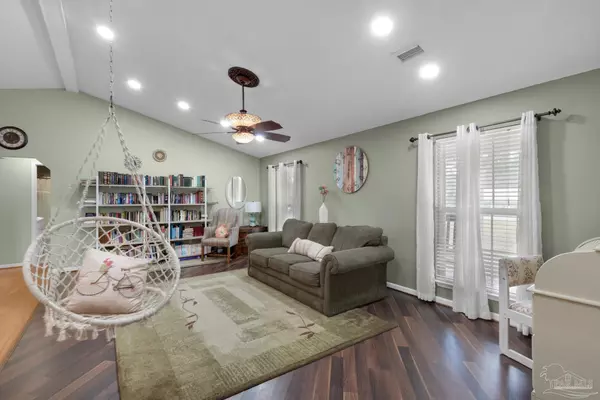 Molino, FL 32577,7390 N Hwy 95 A