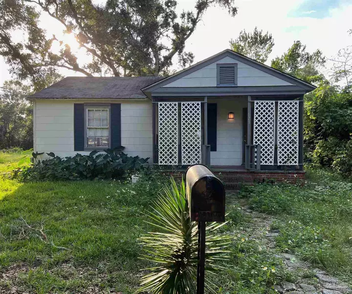 623 W Sunset Ave, Pensacola, FL 32507