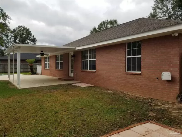 Cantonment, FL 32533,107 Bosque Ct