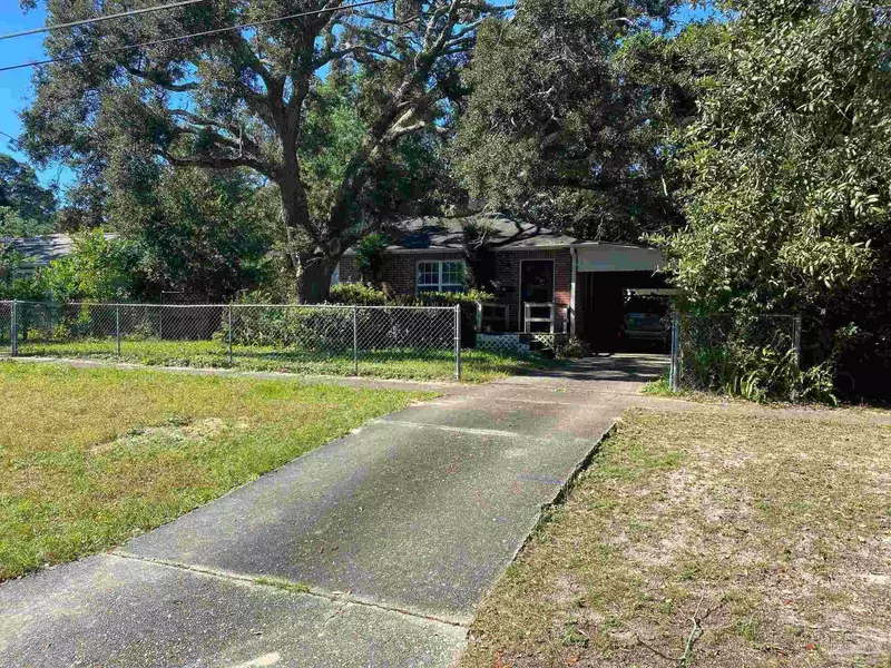 611 W Sunset Ave, Pensacola, FL 32507