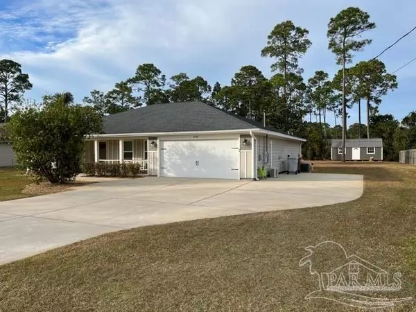 8248 Montalban St, Navarre, FL 32566