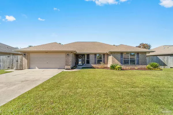 1744 Bay Pine Cir, Gulf Breeze, FL 32563