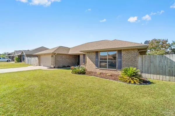 Gulf Breeze, FL 32563,1744 Bay Pine Cir