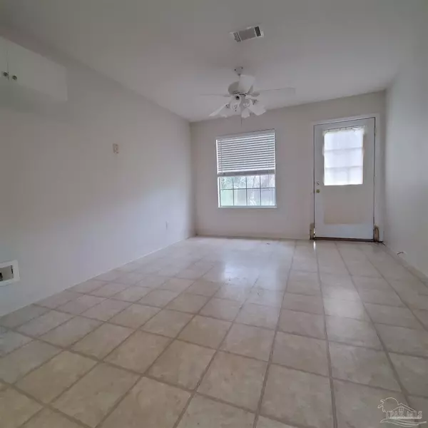 Pensacola, FL 32504,301 Hilburn Pl