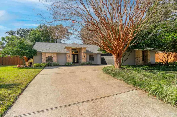 Pensacola, FL 32504,3881 Leesway Cir