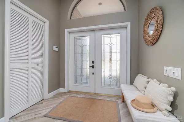 Pensacola, FL 32504,3881 Leesway Cir