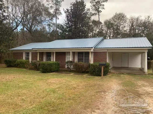 804 E Poplar St, Atmore, AL 36502