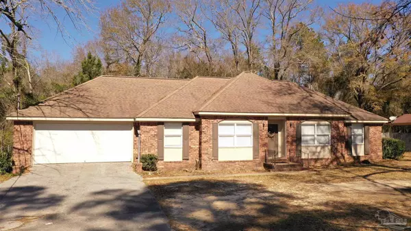 217 Lindberg Ave, Atmore, AL 36502