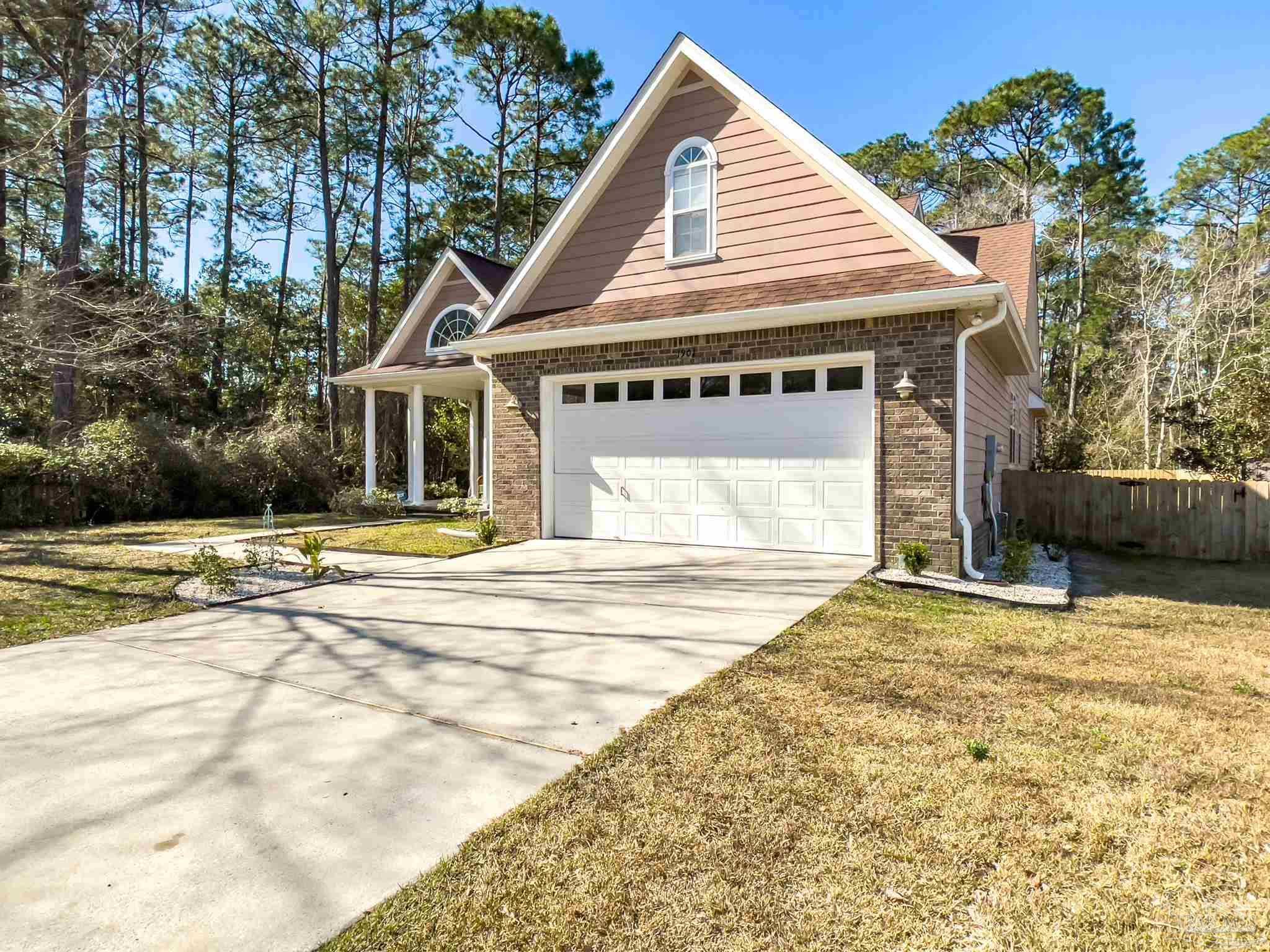 Pensacola, FL 32506,1901 Crown Pointe Blvd
